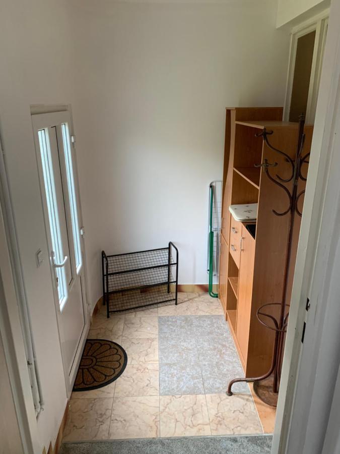 Privat Zelezny Brod Lägenhet Exteriör bild